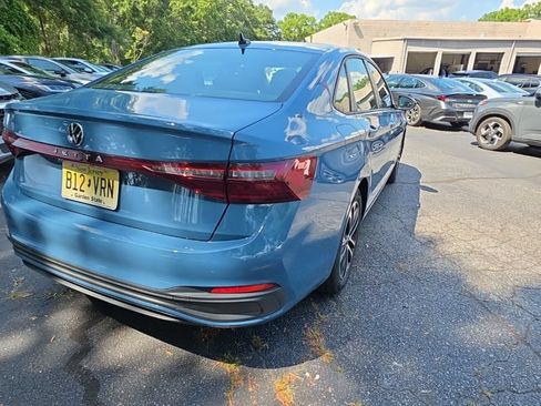 Used 2025 Volkswagen Jetta Sport FWD image 9