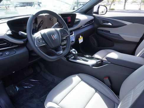New 2026 Buick Envista Avenir image 16