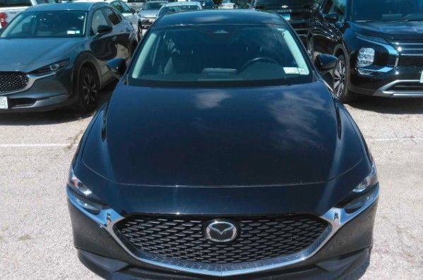 Used 2024 MAZDA MAZDA3 s FWD image 2