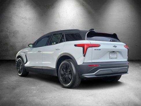New 2026 Chevrolet Blazer EV LT FWD image 4