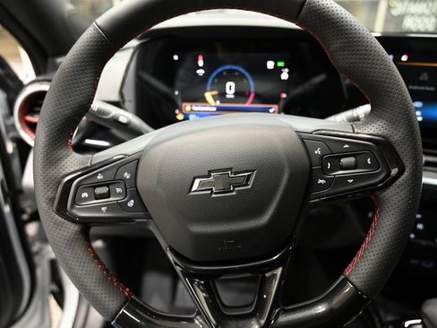 New 2026 Chevrolet Trax RS w/ Sunroof Package image 21