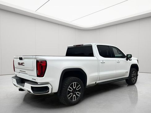 Used 2025 GMC Sierra 1500 AT4 AWD/4WD image 4