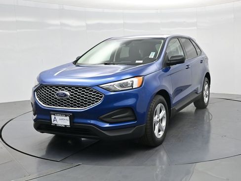 Used 2024 Ford Edge SE image 46