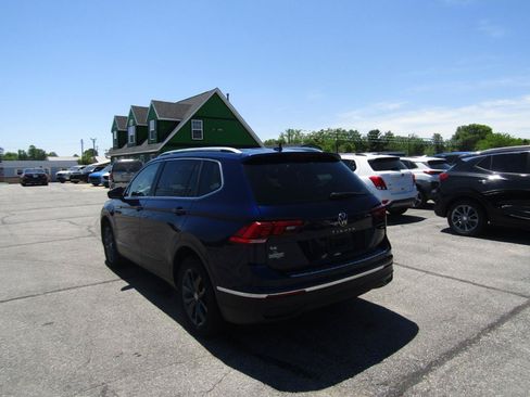Used 2023 Volkswagen Tiguan SE AWD/4WD image 5