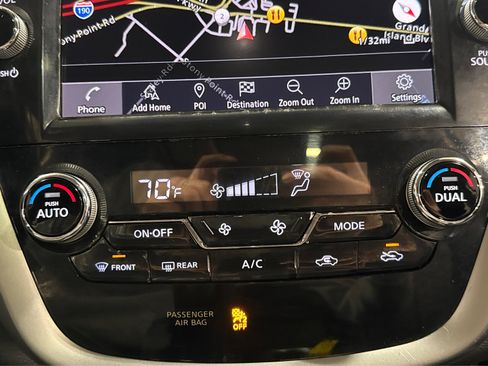 Used 2023 Nissan Murano SL AWD/4WD image 35