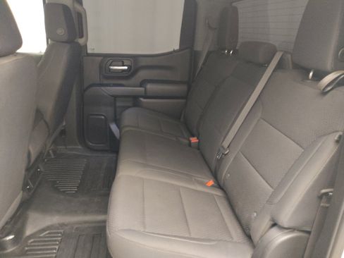 Used 2022 Chevrolet Silverado 1500 W/T w/ WT Value Package AWD/4WD image 18