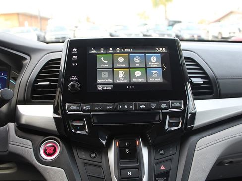 Used 2019 Honda Odyssey EX image 28