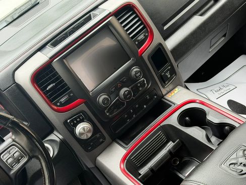 Used 2017 RAM 1500 Rebel AWD/4WD image 17