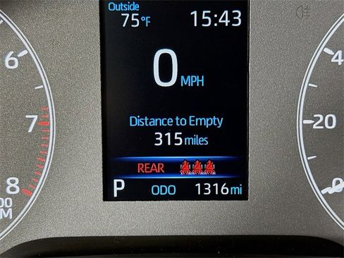 Certified 2025 Toyota Corolla LE image 32