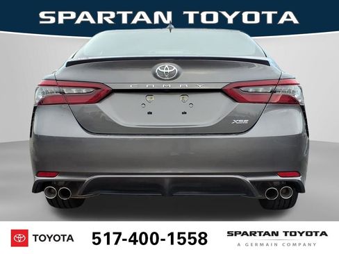 Used 2024 Toyota Camry XSE FWD image 8