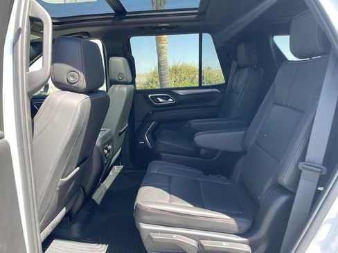 Used 2024 Chevrolet Tahoe RST w/ Luxury Package AWD/4WD image 25