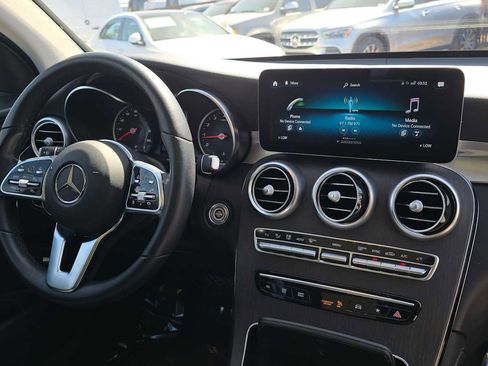 Certified 2021 Mercedes-Benz GLC 300 4MATIC image 11