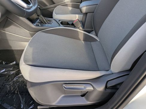 Certified 2023 Volkswagen Taos S FWD image 16
