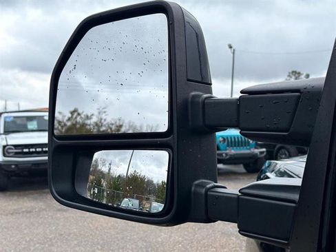 Used 2022 Ford F250 Lariat w/ Lariat Ultimate Package image 14