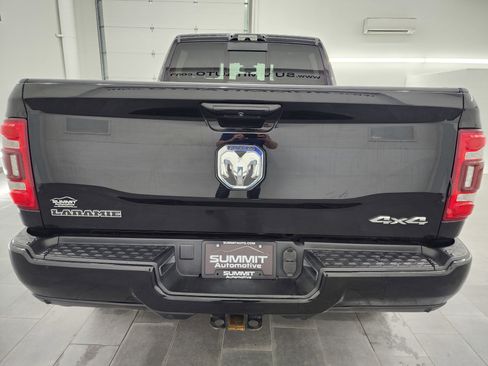 Used 2024 RAM 2500 Laramie w/ Sport Appearance Package image 29