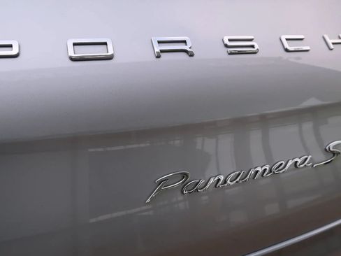 Used 2015 Porsche Panamera S RWD image 57
