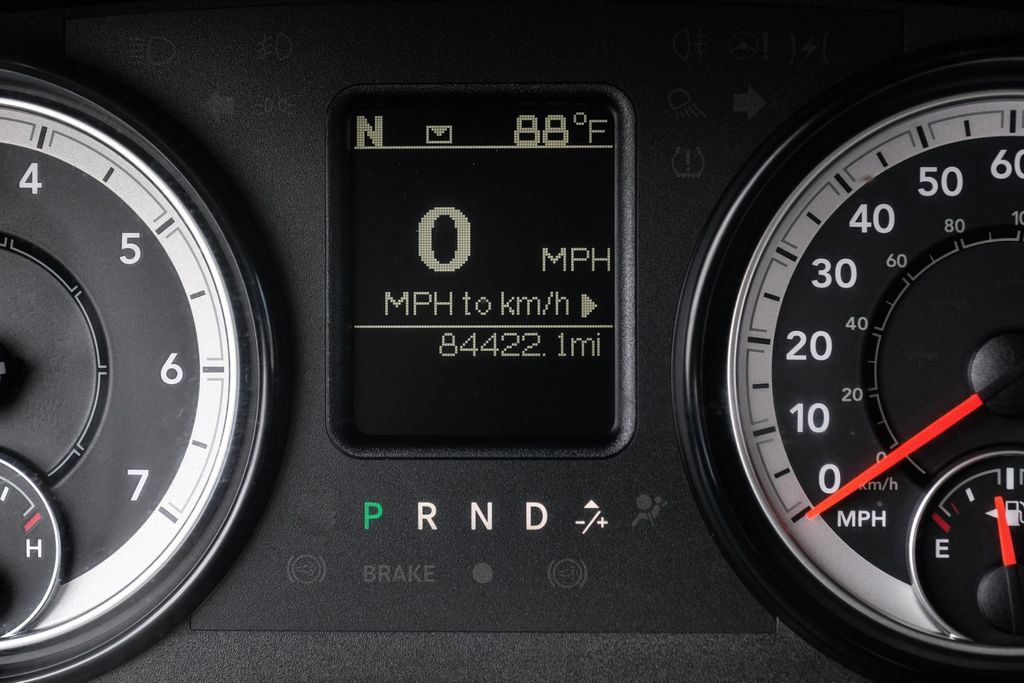 Used 2022 RAM 1500 Classic SLT RWD image 16