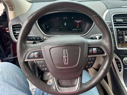 Used 2019 Lincoln Nautilus Reserve w/ Driver Assistance Package image 13