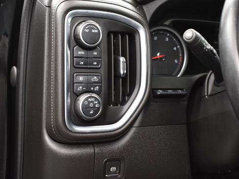 Used 2022 Chevrolet Silverado 3500 High Country image 22