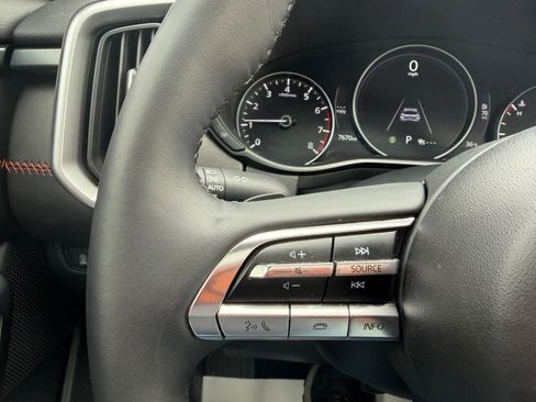 Used 2025 MAZDA CX-50 Meridian Edition w/ Apex Package image 19