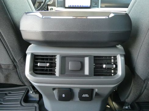 Used 2021 Ford F150 XLT w/ Equipment Group 302A High AWD/4WD image 19
