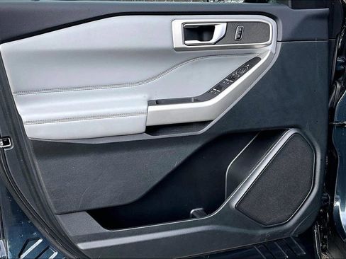 Certified 2023 Ford Explorer XLT w/ Equipment Group 202A image 22