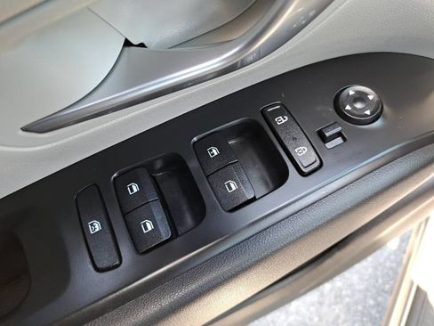 Used 2023 Hyundai Tucson SE AWD/4WD image 29