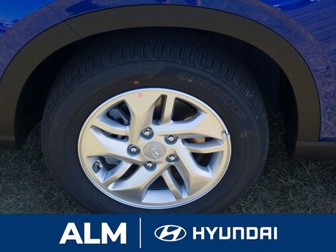 New 2026 Hyundai Venue SE image 11