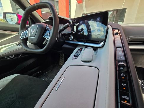 Used 2022 Chevrolet Corvette Stingray Preferred Cpe w/ Z51 Performance Package image 26