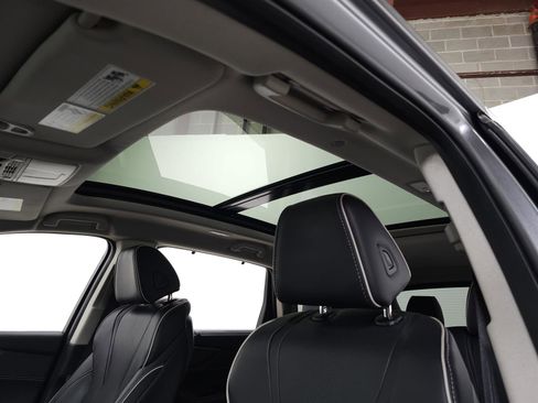 Used 2024 Acura MDX SH-AWD w/ Advance Package image 17