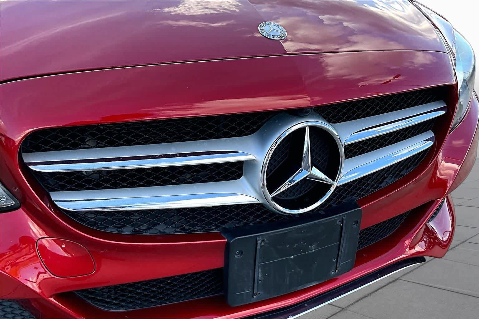Used 2017 Mercedes-Benz C 300 Sedan image 30