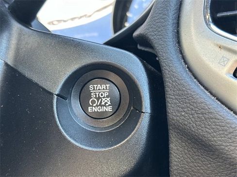 Certified 2021 Jeep Compass 80th Special Edition image 26