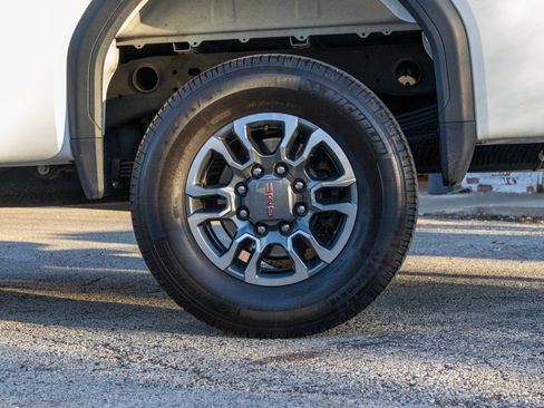 Certified 2024 GMC Sierra 2500 SLE w/ SLE Value Package; AWD/4WD image 40