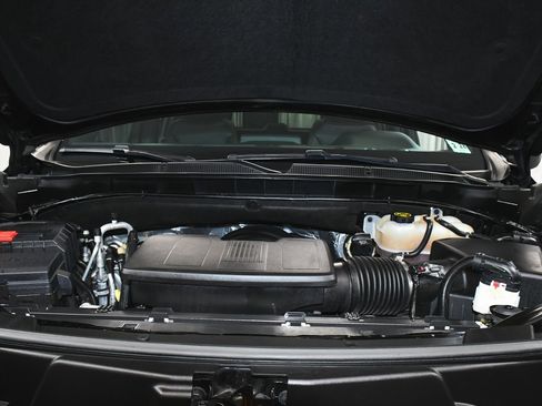 Used 2023 Chevrolet Tahoe Z71 w/ Z71 Off-Road Package image 80