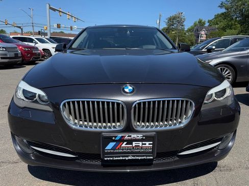 Used 2011 BMW 550i xDrive Sedan AWD/4WD image 6
