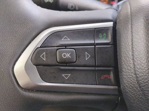 Certified 2022 Jeep Compass Altitude image 24