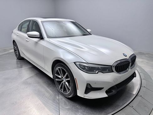 Used 2021 BMW 330i xDrive Sedan w/ Convenience Package AWD/4WD image 3