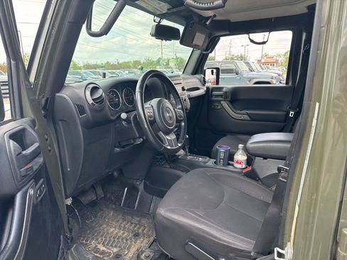 Used 2015 Jeep Wrangler Unlimited Sport w/ Quick Order Package 24S AWD/4WD image 6