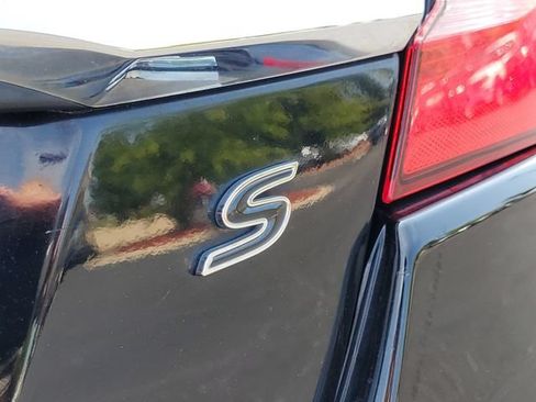 Used 2013 Chrysler 200 Limited w/ Sun/Sound Group FWD image 7
