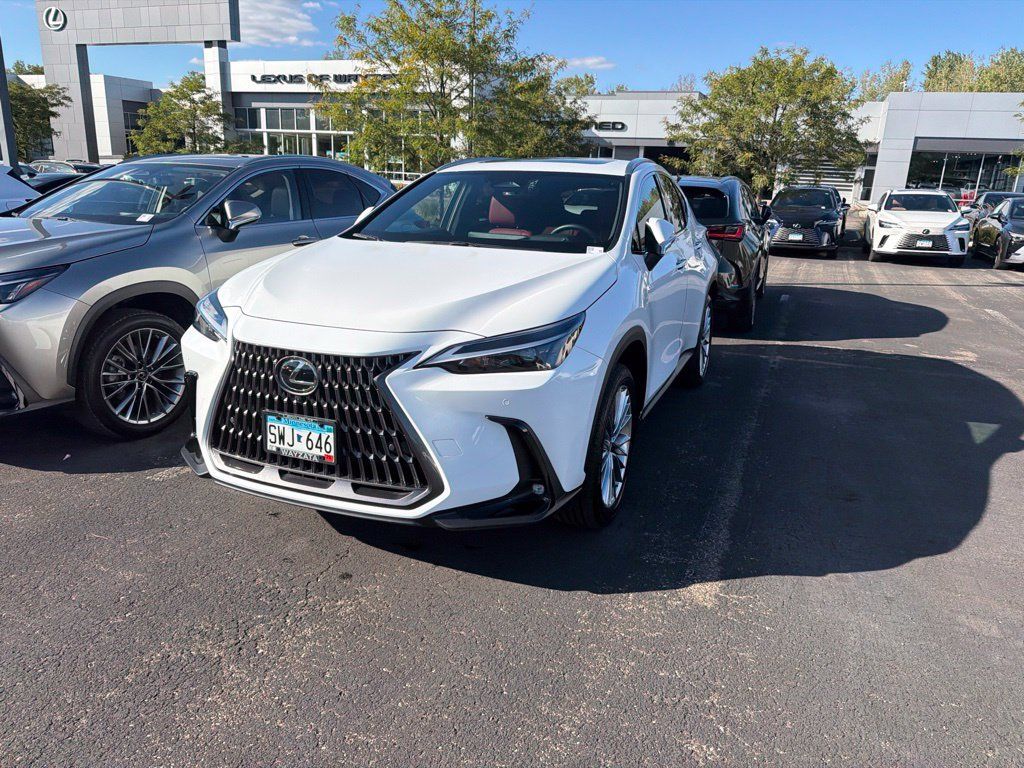 Used 2026 Lexus NX 350h AWD w/ Accessory Package (2T) image 8