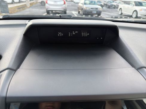 Used 2019 Subaru Forester Premium w/ Popular Package #1 image 31