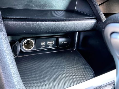 Used 2019 Kia Forte LXS FWD image 30