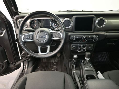 Used 2021 Jeep Wrangler Unlimited Sahara image 15
