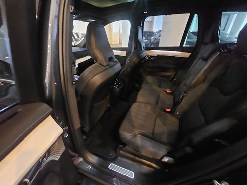 Certified 2025 Volvo XC90 B6 Ultra AWD/4WD image 14