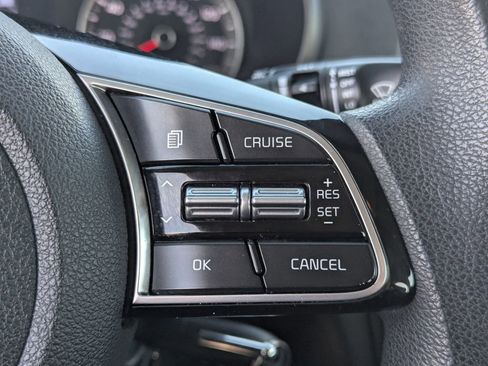 Used 2020 Kia Optima LX FWD image 18