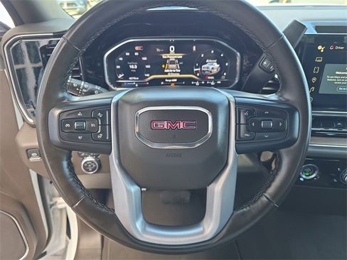 Certified 2024 GMC Sierra 1500 SLT image 26