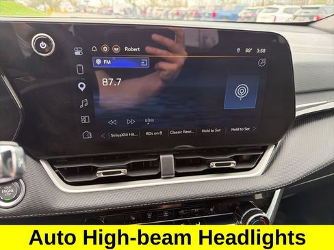 Used 2026 Chevrolet Equinox LT image 10