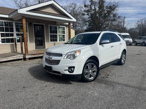 Used 2013 Chevrolet Equinox LTZ image 2