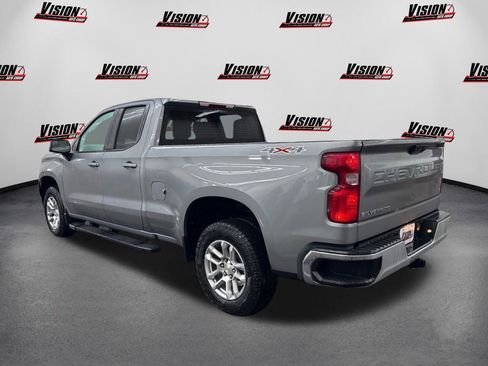 Used 2024 Chevrolet Silverado 1500 LT image 7