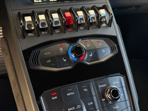 Used 2017 Lamborghini Huracan LP 610-4 image 42